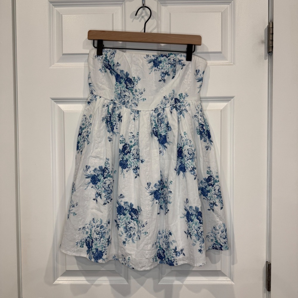 Altar'd State Blue Floral Strapless Mini Dress White Summer Sundress Size Medium - Picture 2 of 5